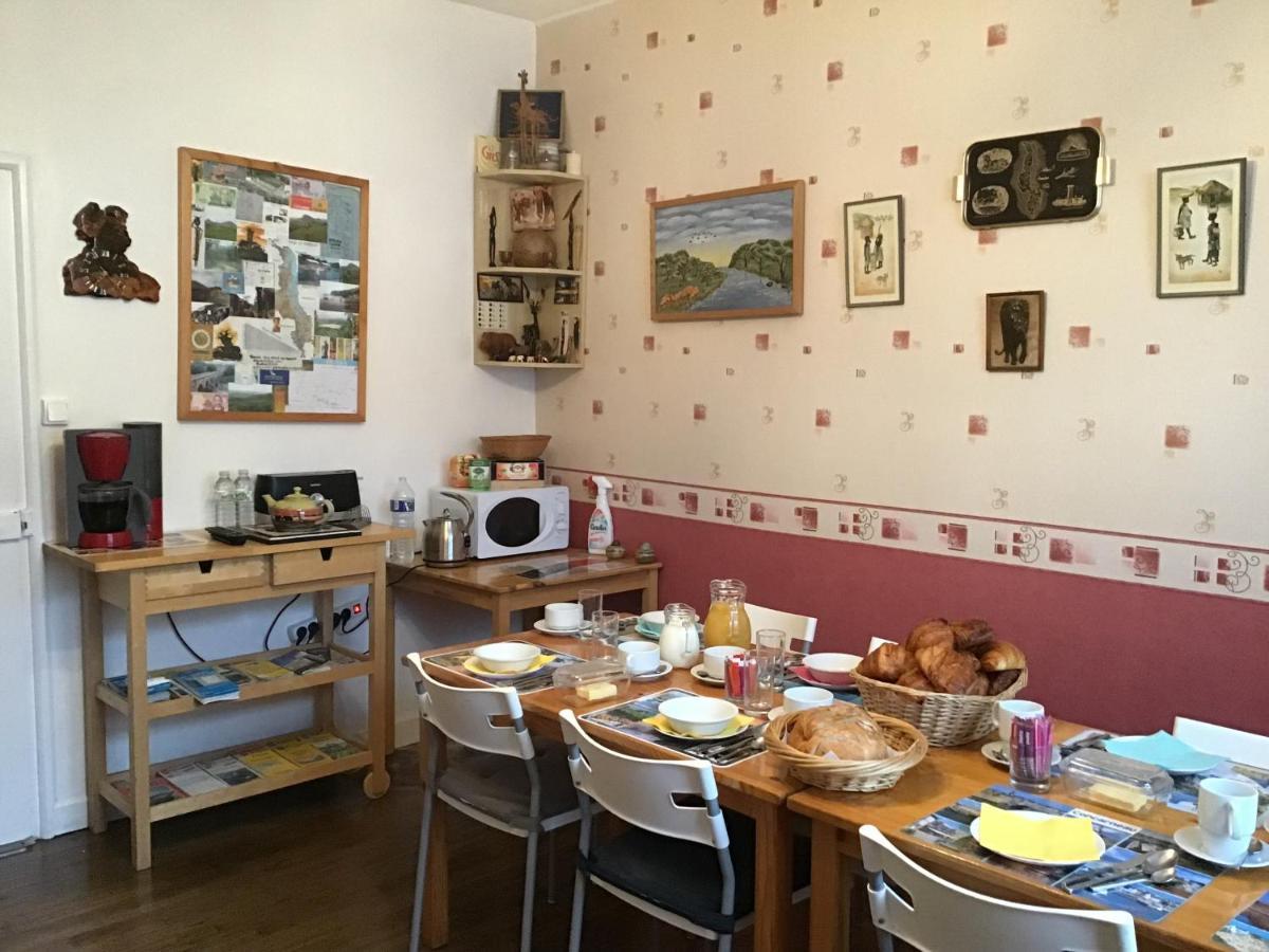 Webb'S Of Glomel Bed & Breakfast Екстериор снимка