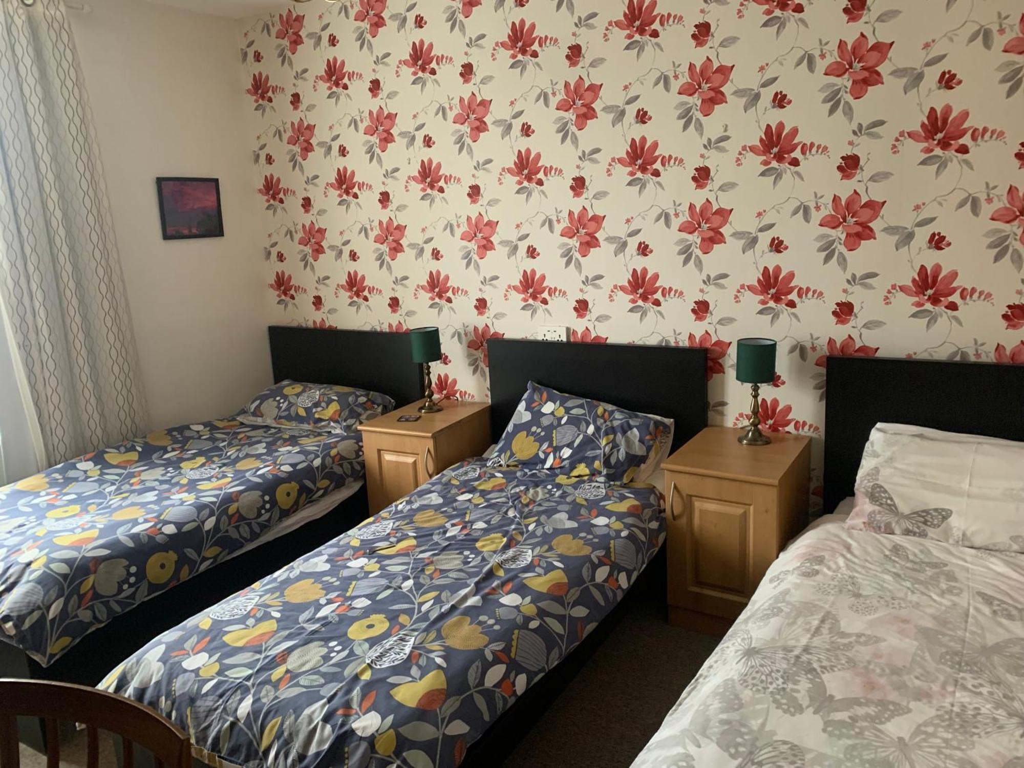 Webb'S Of Glomel Bed & Breakfast Екстериор снимка